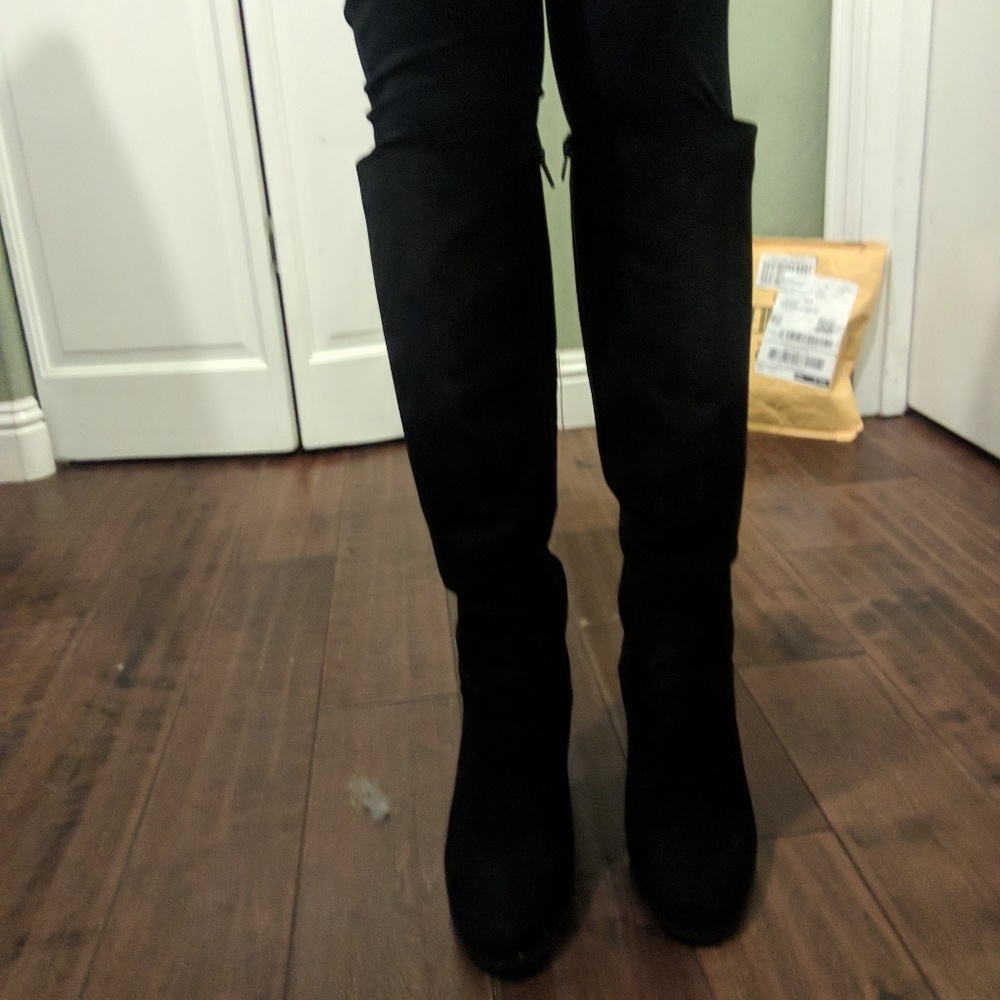 Knee high Steve Madden Size 6 Boots